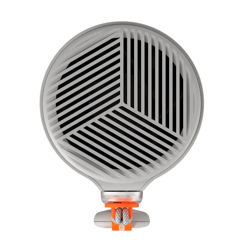 XGIMI MoGo 4 Laser | Proyector Portátil Triple Láser vista rejilla ventilación superior con mando a distancia auxiliar colgando