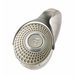 Focal Bathys — cápsula de perfil con el logotipo iluminado