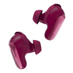 Bose QuietComfort Ultra Earbuds (2.ª gen) en Deep Plum, los dos auriculares en vista de tres cuartos