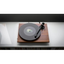 Pro-Ject E1.2 — Giradiscos hecho a mano en Europa | Stella AV