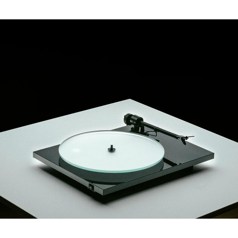 Pro-Ject T1 EVO blanco satinado — vista lateral superior