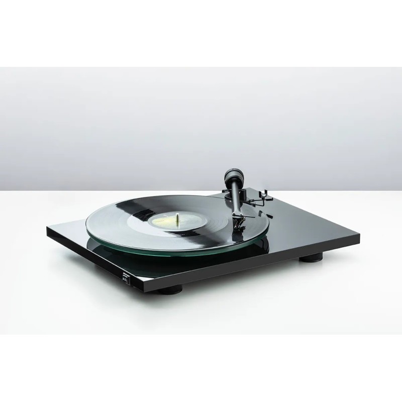 Pro-Ject T1 EVO negro alto brillo — vista cenital