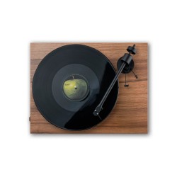 Pro-Ject T1 EVO nogal alto brillo, vista cenital