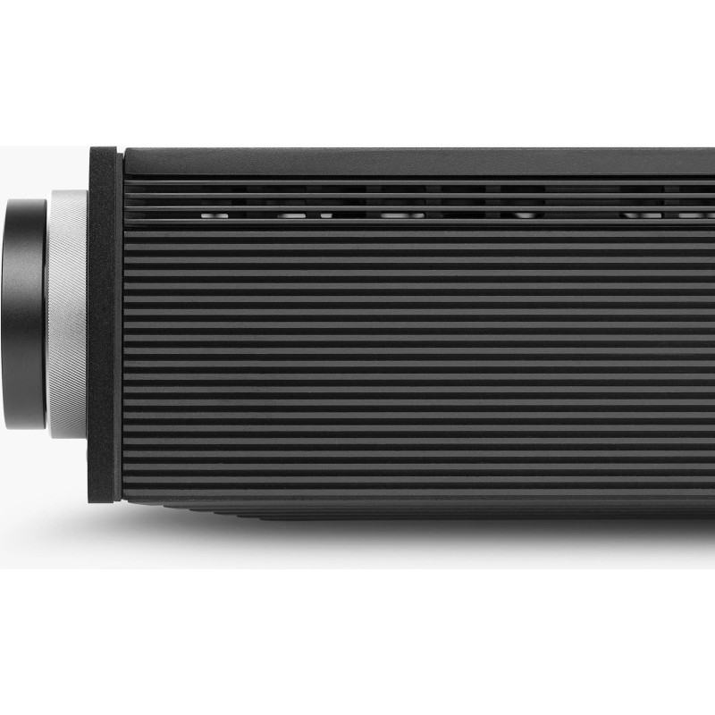 Cambridge Audio EVO 150 SE — detalle del panel lateral en aluminio negro