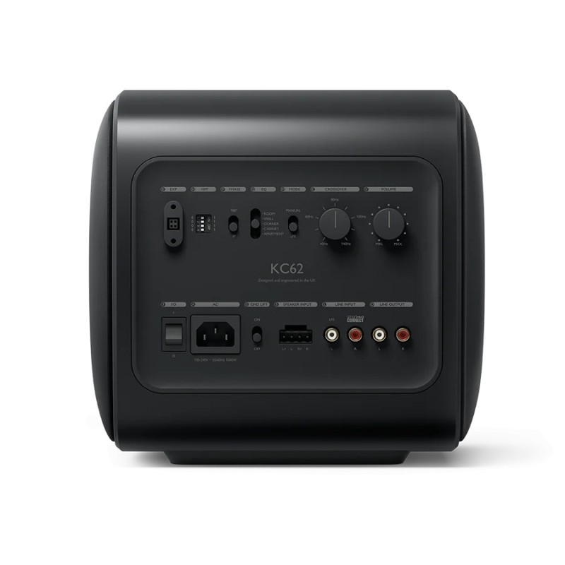 KEF KC62 Carbon Black — panel trasero con entradas y ajustes