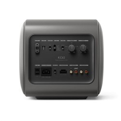 KEF KC62 Titanium — panel trasero con entradas y ajustes