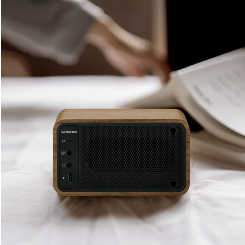 Sangean WR-8 — radio AM/FM de madera con Bluetooth y batería — imagen 7