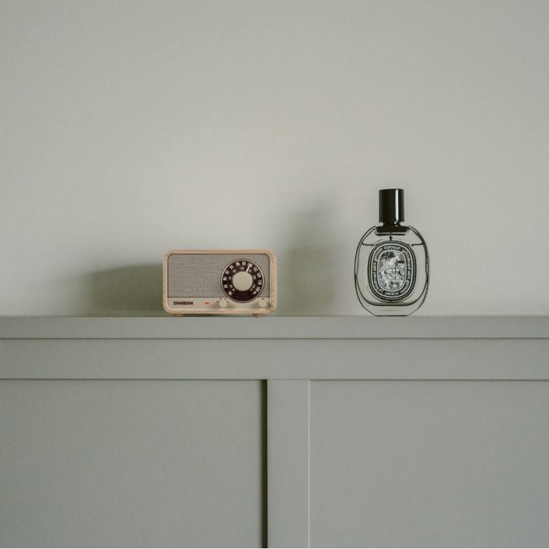 Sangean WR-8 — radio AM/FM de madera con Bluetooth y batería — imagen 23