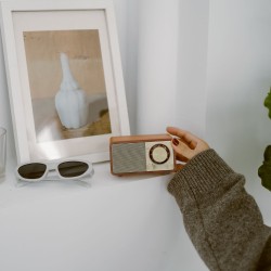 Sangean WR-7+ — radio FM de madera con Bluetooth y batería — imagen 4