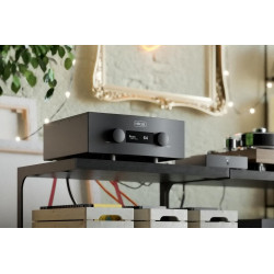 Hegel H600, en un salón