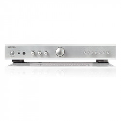 Rotel A11 MkII, frontal plata