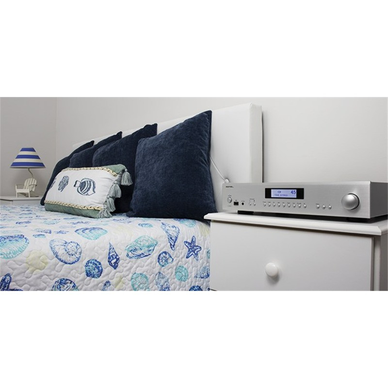 Rotel A14 MkII, en un dormitorio