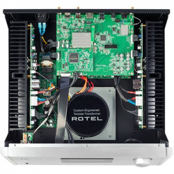 Rotel RAS-5000, interior