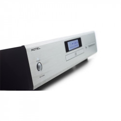 Rotel CD14 MkII, en ángulo, plata