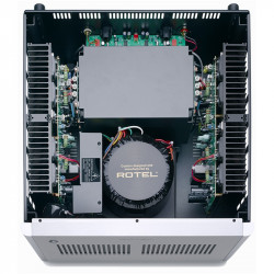 Rotel RB-1590, interior