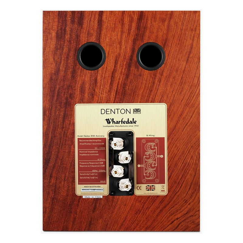 Wharfedale Denton 85th Anniversary en caoba, trasera con puertos y terminales