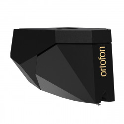 Ortofon 2M Black, vista en ángulo desde la derecha
