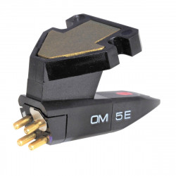 Ortofon OM 5E, terminales de conexión traseros