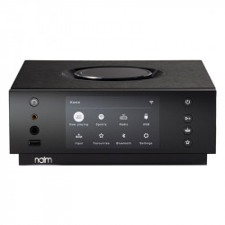 Naim Uniti Atom Headphone Edition de frente, con las salidas de auriculares de 4,4 mm y 6,35 mm junto a la pantalla