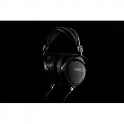 Audeze LCD-XC, vista tres cuartos, otro ángulo