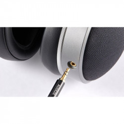 Audeze LCD-S20, conexión del cable en la copa