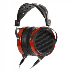 Audeze LCD-2, vista tres cuartos