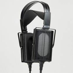 STAX SR-L500 Mk2, vista tres cuartos