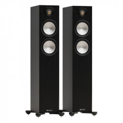 Monitor Audio Bronze 300 7G, pareja en 3/4 sin rejilla, negro, negro