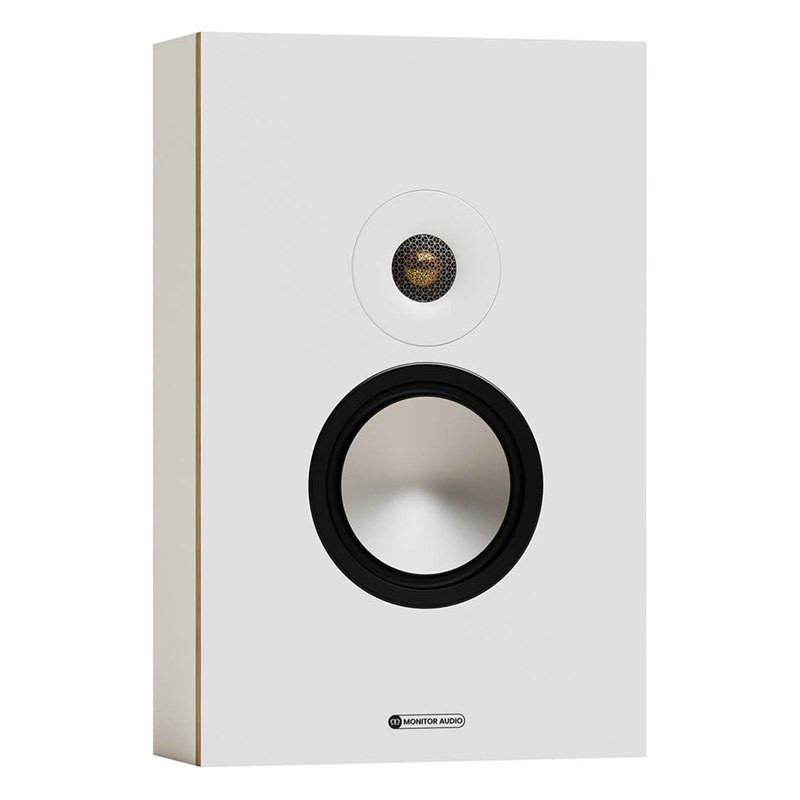 Monitor Audio Bronze On-Wall 7G, en 3/4 sin rejilla, blanco, blanco