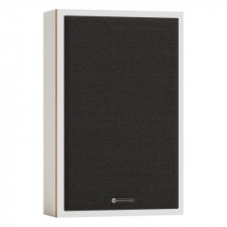 Monitor Audio Bronze On-Wall 7G, en 3/4 con rejilla, blanco, blanco