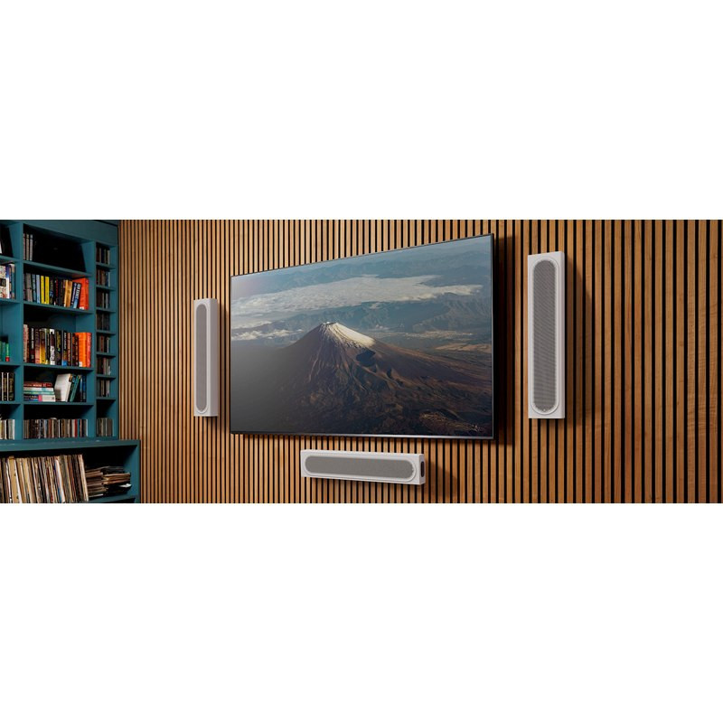Monitor Audio Radius On-Wall 4G bajo un televisor