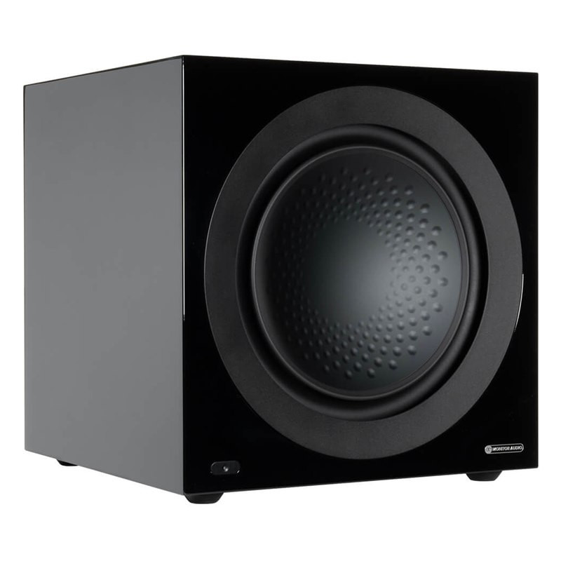 Monitor Audio Anthra W15 sin rejilla, vista en ángulo, negro brillante