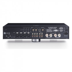 Primare I35, panel trasero