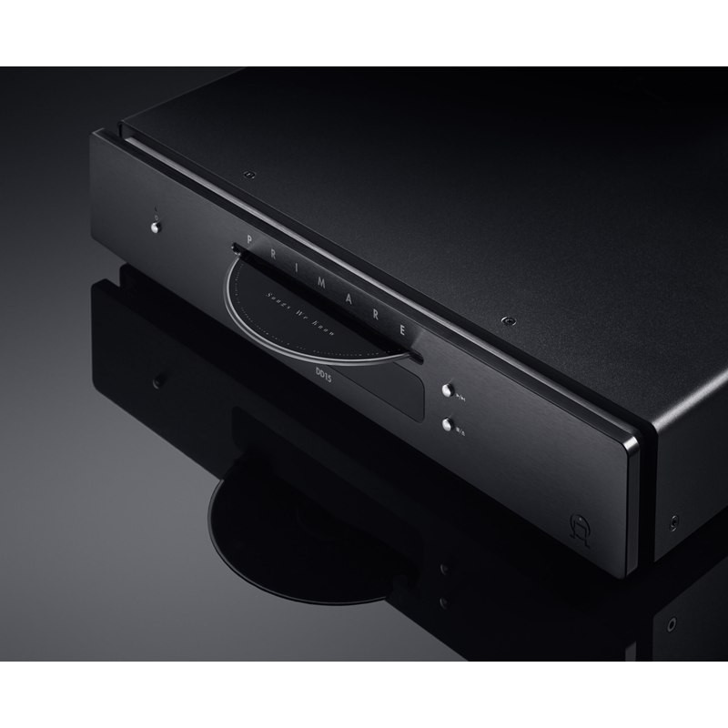 Primare DD15, detalle, en negro, negro