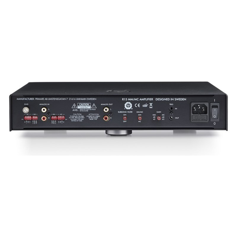 Primare R15, panel trasero