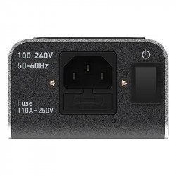 IsoTek V5 Polaris, entrada IEC C14, fusible e interruptor