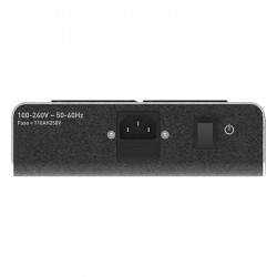 IsoTek V5 Corvus, entrada IEC C14, fusible e interruptor