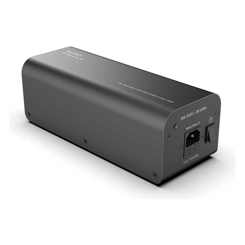IsoTek V5 Syncro Uni 10, vista de tres cuartos, negro