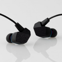 Final A2000, los dos auriculares