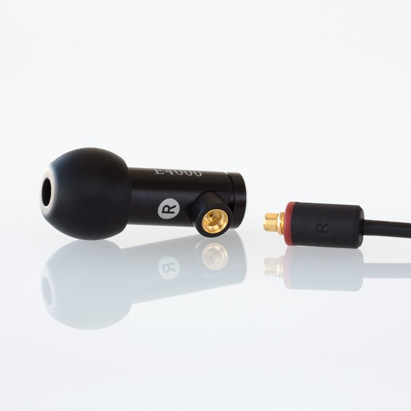 Final E4000, conector MMCX