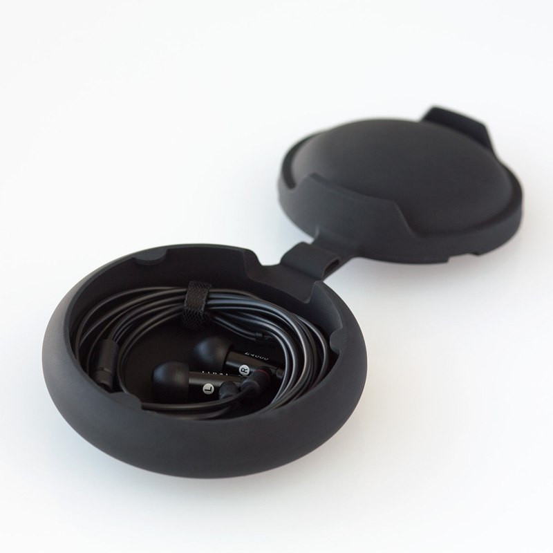 Final E4000, funda de silicona