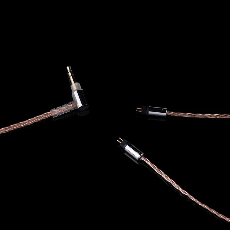 Final A6000, conectores 2-pin y clavija de 3,5 mm