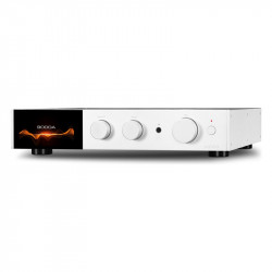 Audiolab 9000A, vista lateral de tres cuartos en plata