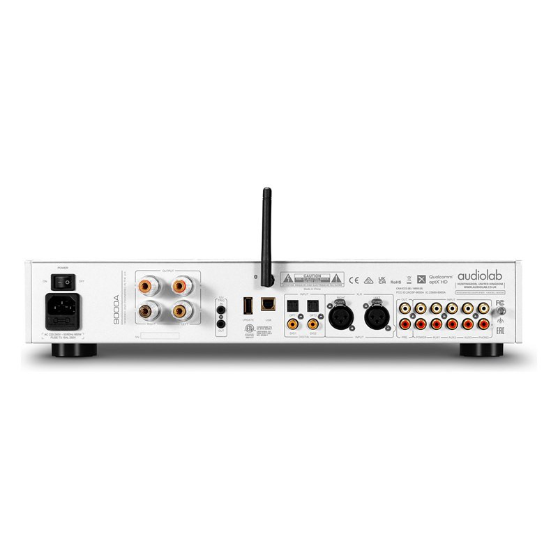 Audiolab 9000A, panel trasero en plata
