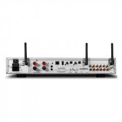 Audiolab 6000A Play, panel trasero en plata
