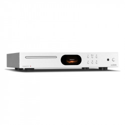 Audiolab 7000CDT, vista de tres cuartos en plata