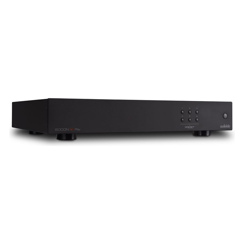 Audiolab 6000N Play, vista de tres cuartos desde la derecha en negro