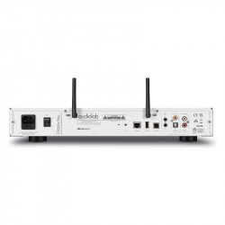 Audiolab 7000N Play, panel trasero en plata