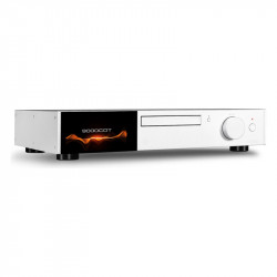Audiolab 9000CDT, vista de tres cuartos en plata
