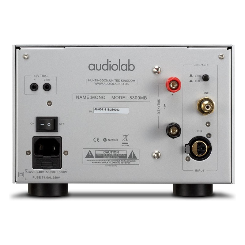 Audiolab 8300MB, panel trasero, plata